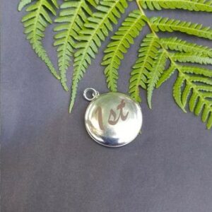 Round stainless steel Locket