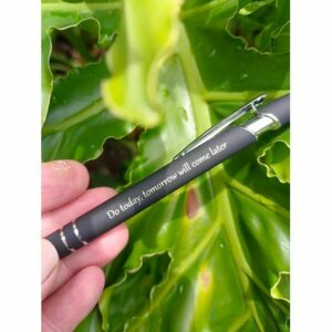Engraved stylus pen